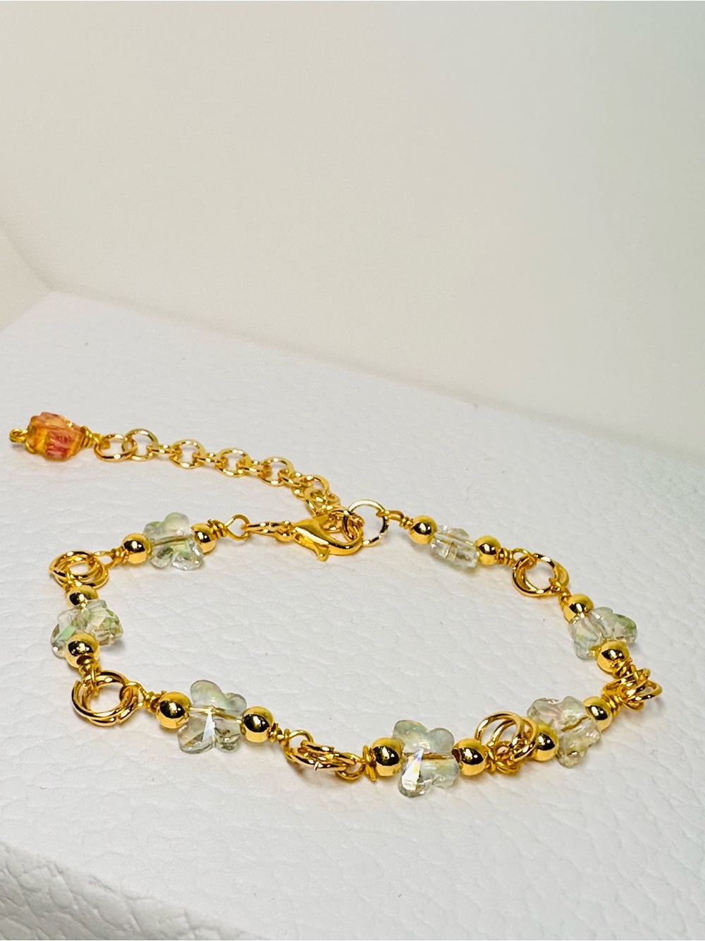 Swarovski Crystal beads Bracelet with Clear and Amber Accents - Picture 12 of 12